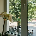 D31 Hotel *